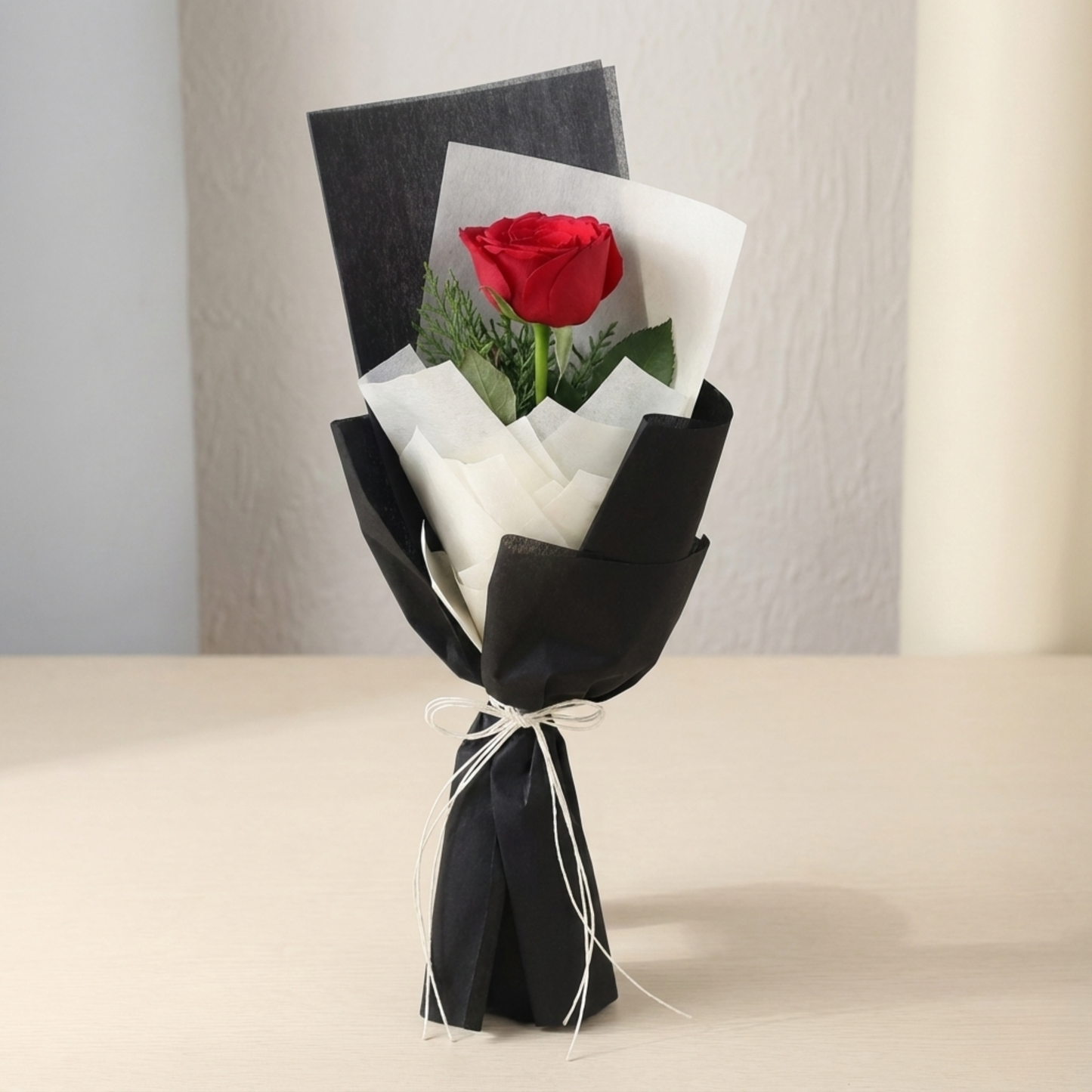 Love Red Rose Bouquet & Butterscotch Cake