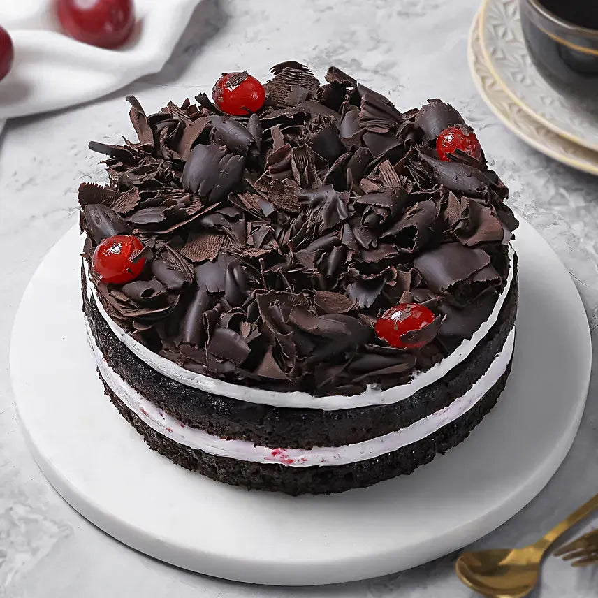 Black Forest Cake Half kg Eggless
