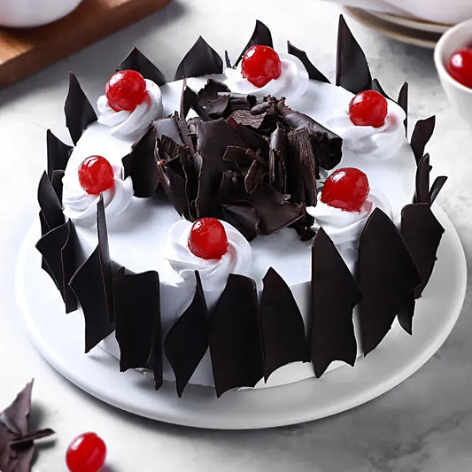 Classic Black Forest Cake Half Kg