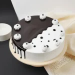 Elegant Monochrome Delight Cake